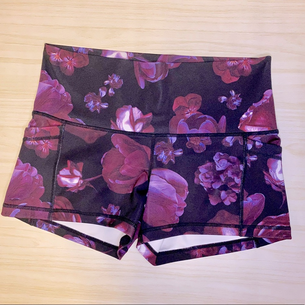 Popflex Dark Bloom Sz 6 High Rise Side Pocket Workout Shorts